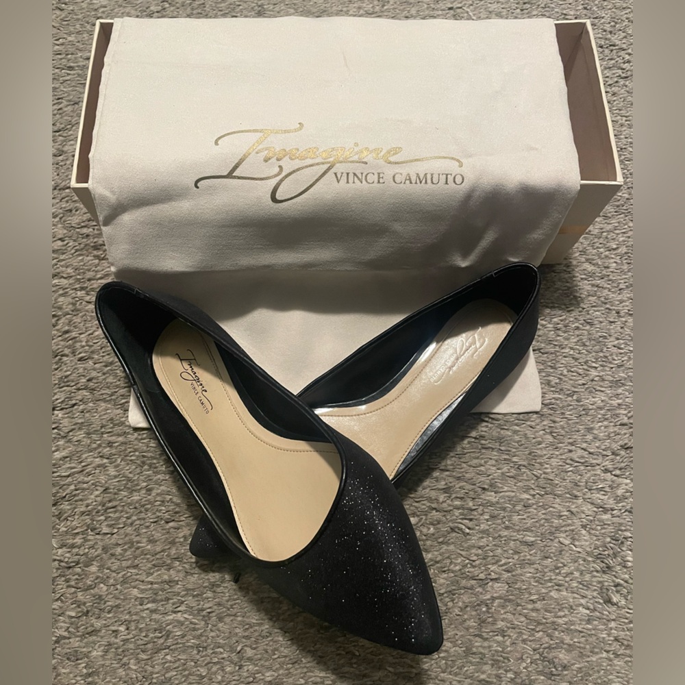 Imagine by Vince Camuto flats